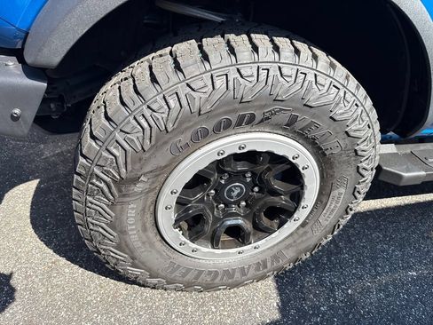Used 2024 Ford Bronco Outer Banks w/ Sasquatch Package AWD/4WD image 20