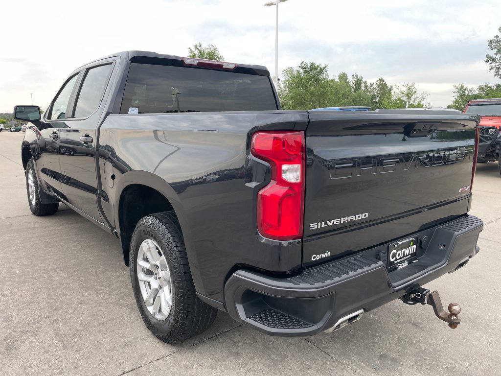 Used 2022 Chevrolet Silverado 1500 RST AWD/4WD image 3