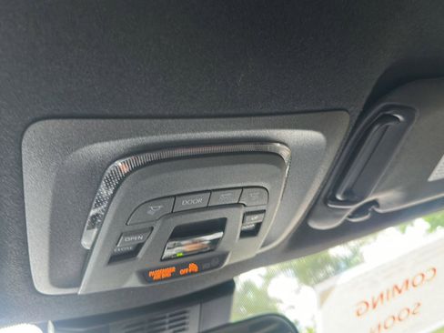 Used 2026 Toyota Corolla XSE FWD image 17