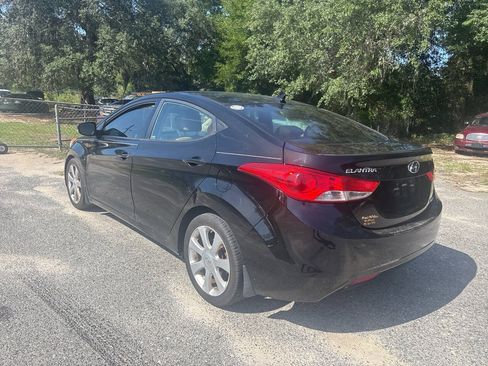 Used 2013 Hyundai Elantra Limited FWD image 5