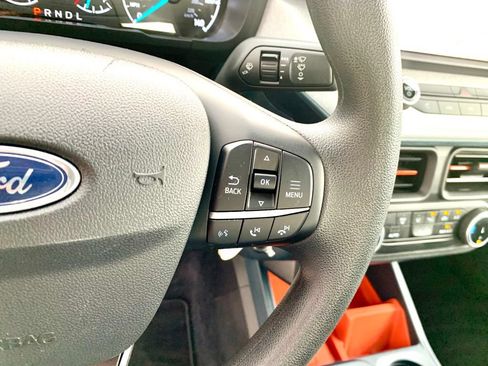 Used 2023 Ford Maverick XLT FWD image 32