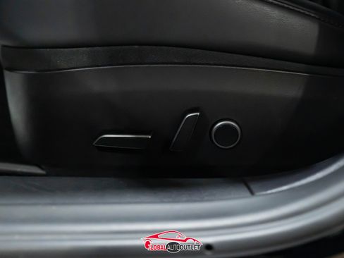 Used 2022 Tesla Model 3 Standard Range image 32