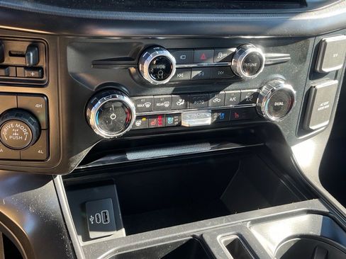 New 2025 Ford F150 Lariat w/ Equipment Group 501A Mid image 13