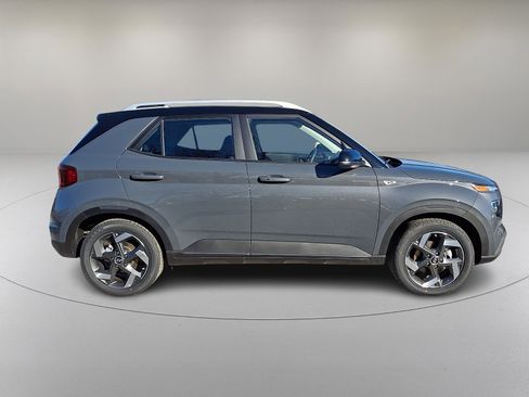 New 2026 Hyundai Venue SEL image 8