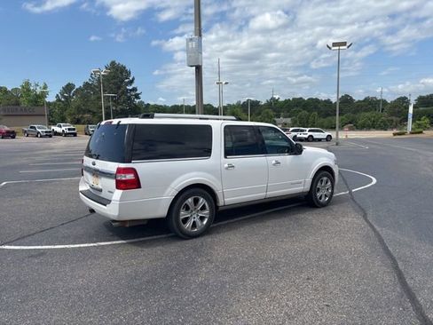 Used 2015 Ford Expedition EL Platinum RWD image 3