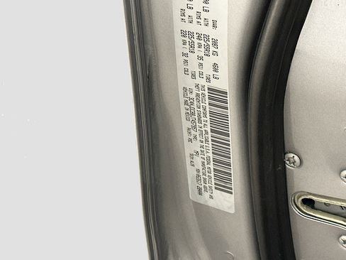 Used 2018 Jeep Compass Limited w/ Navigation Group image 12