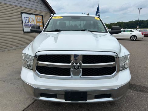 Used 2013 RAM 1500 Classic SLT AWD/4WD image 2