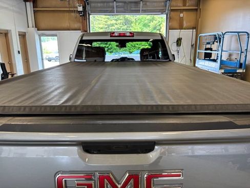Used 2024 GMC Sierra 1500 Pro w/ Pro Value Package AWD/4WD image 22