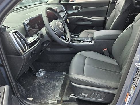 New 2025 Kia Sorento S w/ Panoramic Sunroof Package image 4