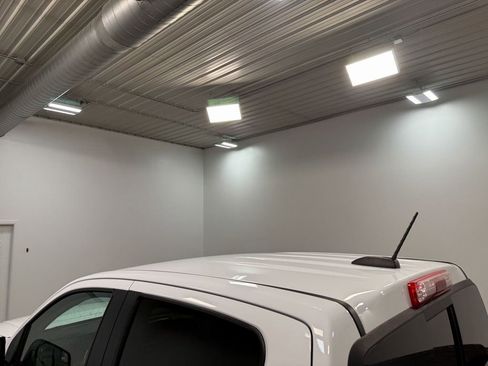 Used 2021 GMC Canyon AT4 image 45