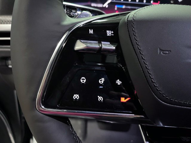 Used 2026 Cadillac Escalade V w/ LPO, ONYX Package AWD/4WD image 35