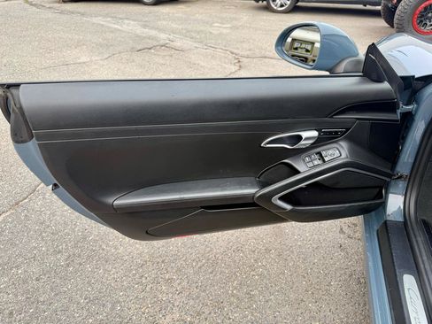 Used 2017 Porsche 911 Carrera image 23