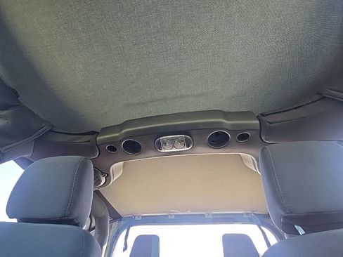 Used 2014 Jeep Wrangler Sport image 25