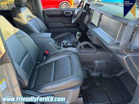 Certified 2025 Ford Bronco Badlands AWD/4WD image 17