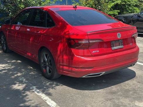 Used 2021 Volkswagen Jetta R-Line FWD image 4