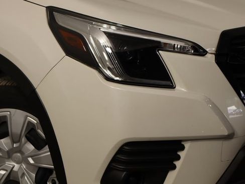 Used 2023 Subaru Forester Premium AWD/4WD image 37