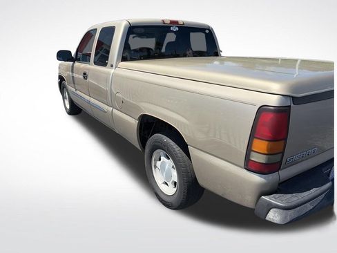 Used 2004 GMC Sierra 1500 SLT w/ Light Duty Power Package RWD image 9