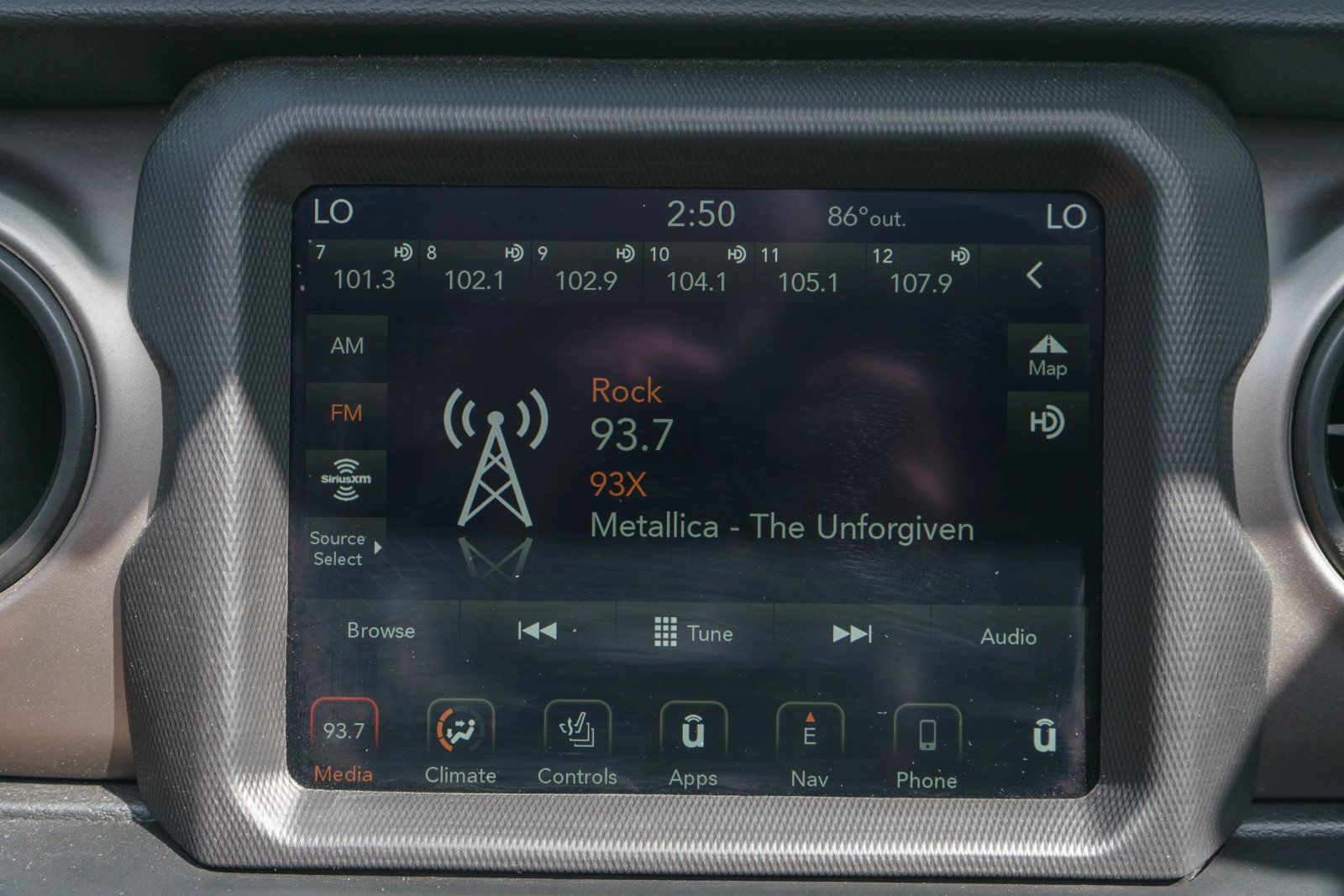 Used 2021 Jeep Wrangler Unlimited Sport AWD/4WD image 15