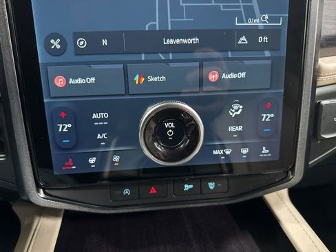 Used 2022 Ford Expedition Platinum image 23