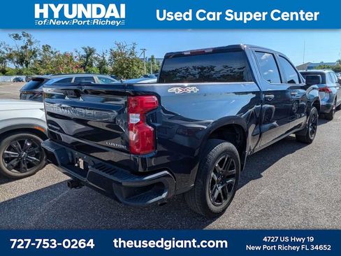 Used 2022 Chevrolet Silverado 1500 Custom AWD/4WD image 2