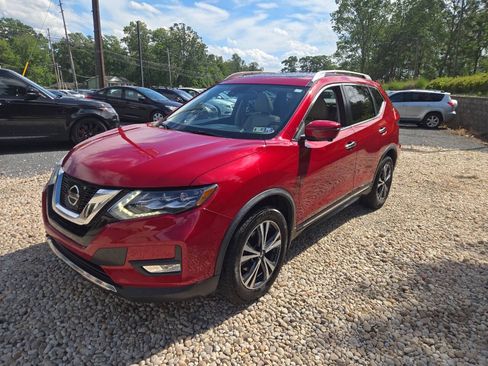 Used 2017 Nissan Rogue SL w/ SL Premium Package AWD/4WD image 3