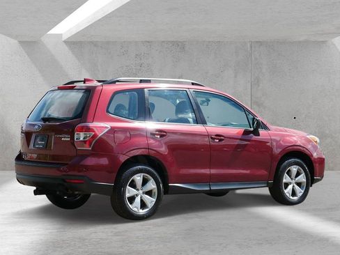 Used 2016 Subaru Forester 2.5i w/ Alloy Wheel Package AWD/4WD image 3