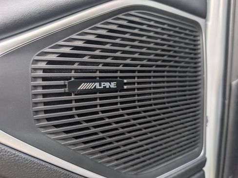 Used 2024 Jeep Wagoneer Series II w/ Flexible Seating Group RWD image 21