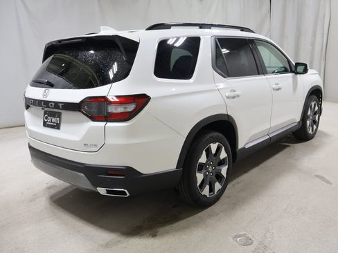 New 2026 Honda Pilot Elite image 6