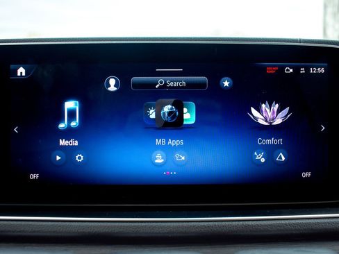 Used 2024 Mercedes-Benz GLE 450e 4MATIC image 23