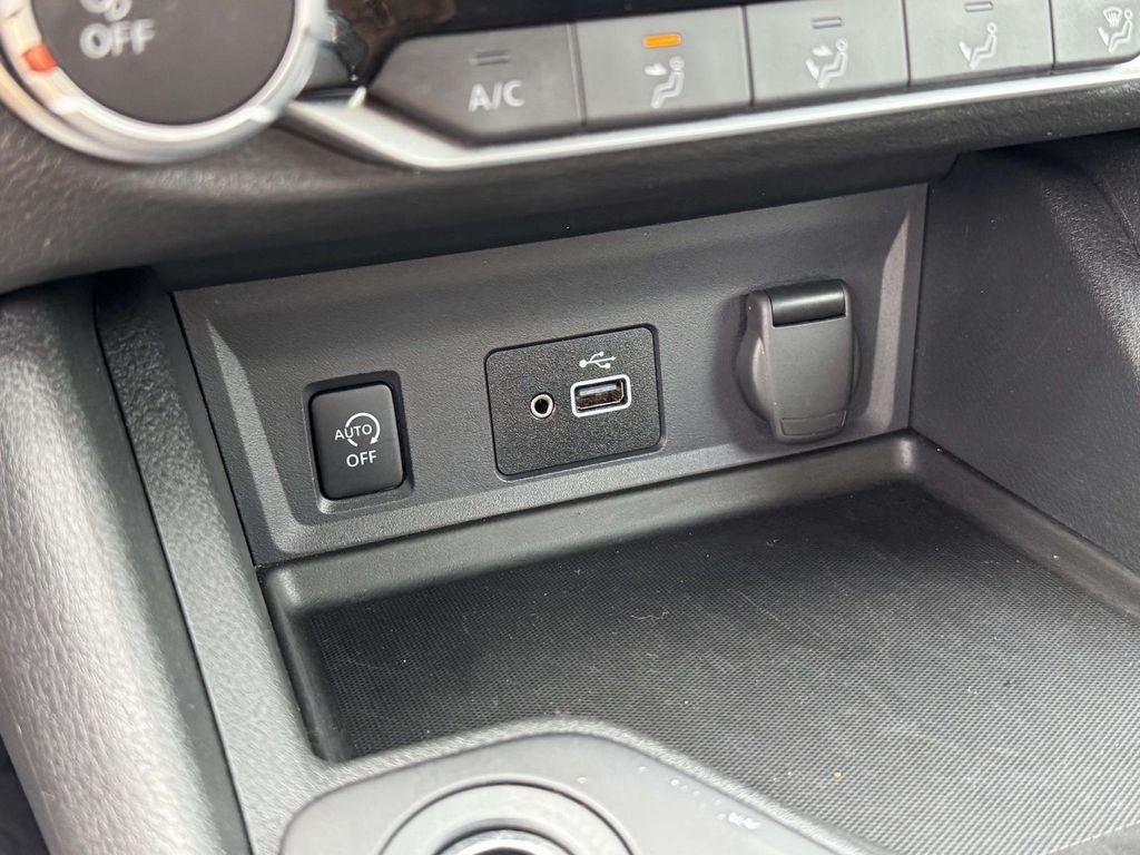 Used 2024 Nissan Sentra S FWD image 14