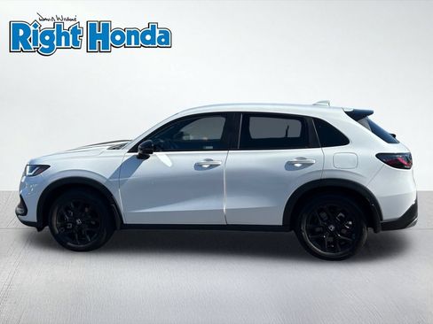 Certified 2024 Honda HR-V Sport image 4