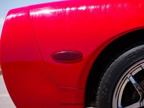 Used 1999 Chevrolet Corvette Coupe w/ Memory Pkg RWD image 60
