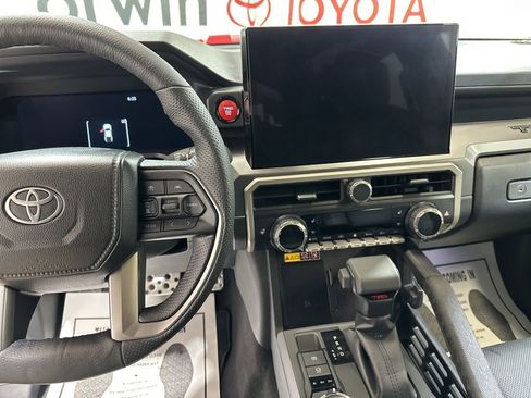 Used 2024 Toyota Tacoma image 25