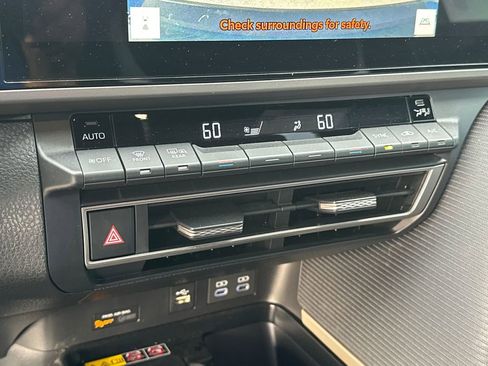 Used 2025 Toyota Camry SE w/ Multimedia Upgrade Package FWD image 24