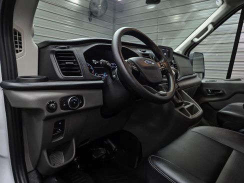 Used 2024 Ford Transit 250 148 Medium Roof RWD image 13
