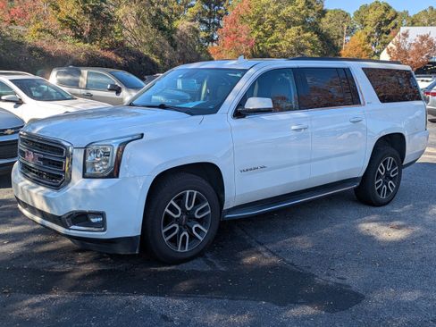 Used 2020 GMC Yukon XL SLT w/ Open Road Package image 8