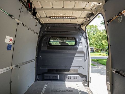 Used 2023 Mercedes-Benz Sprinter 2500 image 99