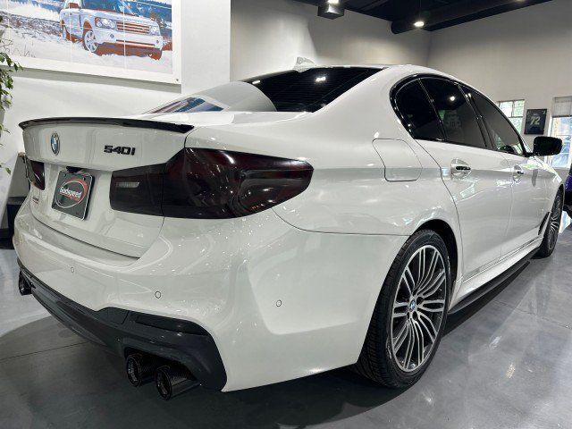 Used 2018 BMW 540i RWD image 33