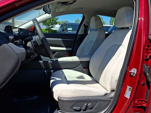 Used 2024 Hyundai Sonata SEL FWD image 13