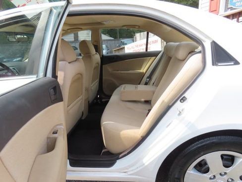 Used 2009 Hyundai Sonata GLS FWD image 11