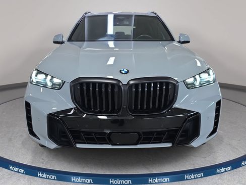 Certified 2024 BMW X5 xDrive40i w/ M Sport Package AWD/4WD image 3