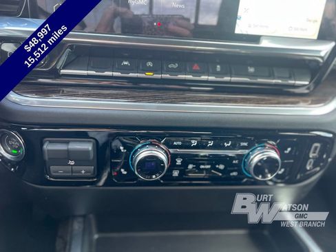 Used 2025 GMC Sierra 1500 Elevation w/ Preferred Package AWD/4WD image 19