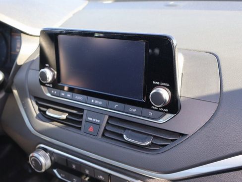 Used 2023 Nissan Altima 2.5 S image 10