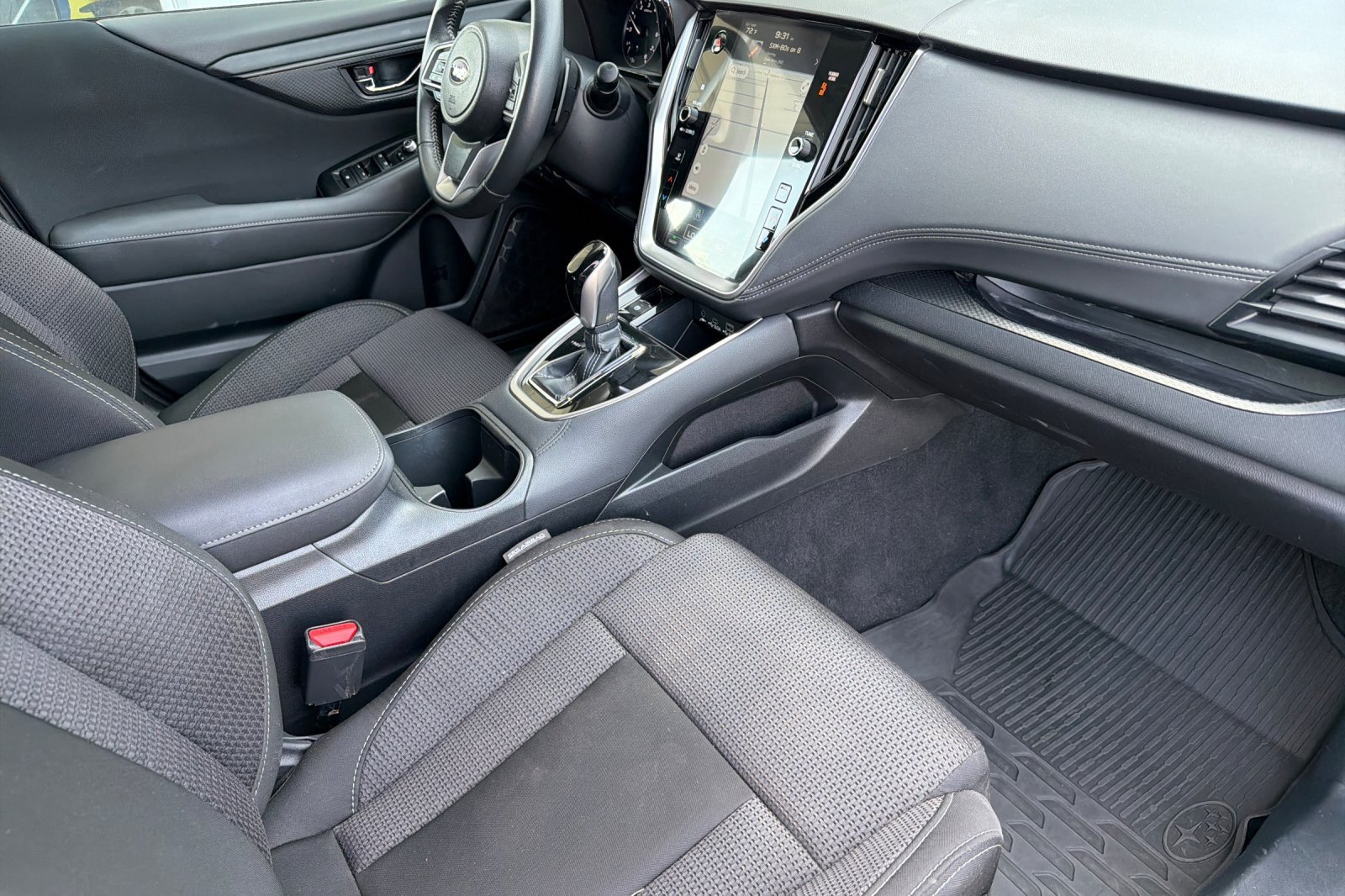 Used 2025 Subaru Outback Premium AWD/4WD image 13