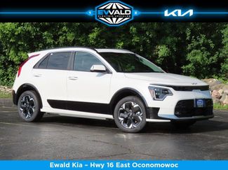 New 2024 Kia Niro Wave video 1