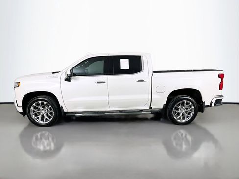Used 2020 Chevrolet Silverado 1500 High Country w/ Technology Package AWD/4WD image 4