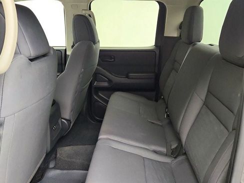 Used 2025 Nissan Frontier S AWD/4WD image 18