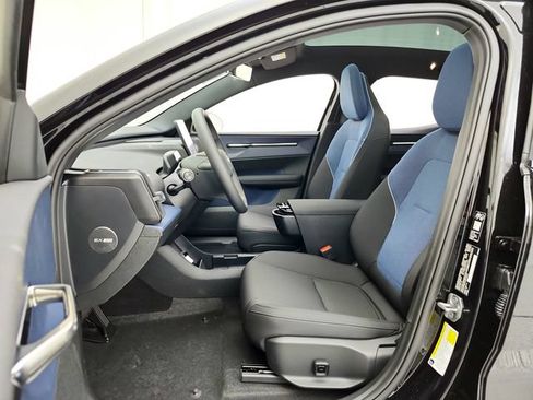 New 2026 Volvo EX30 Ultra w/ Protection Package Premier AWD/4WD image 17