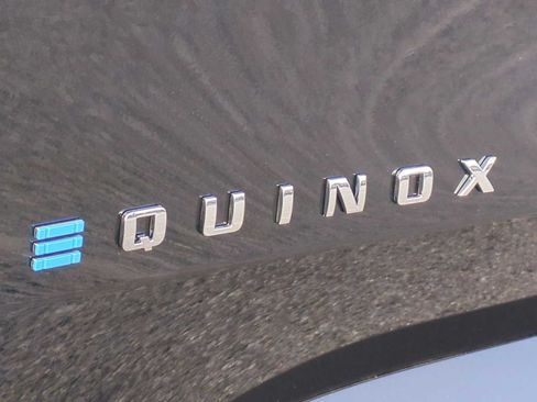 New 2026 Chevrolet Equinox EV LT AWD/4WD image 9