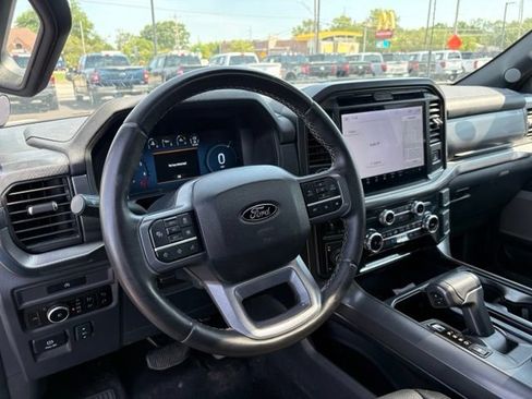 Used 2025 Ford F150 Lariat AWD/4WD image 15